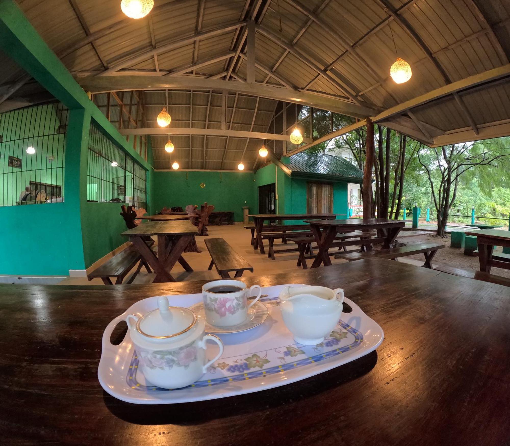 Spice Village Hotel & Restaurant Habarana Extérieur photo