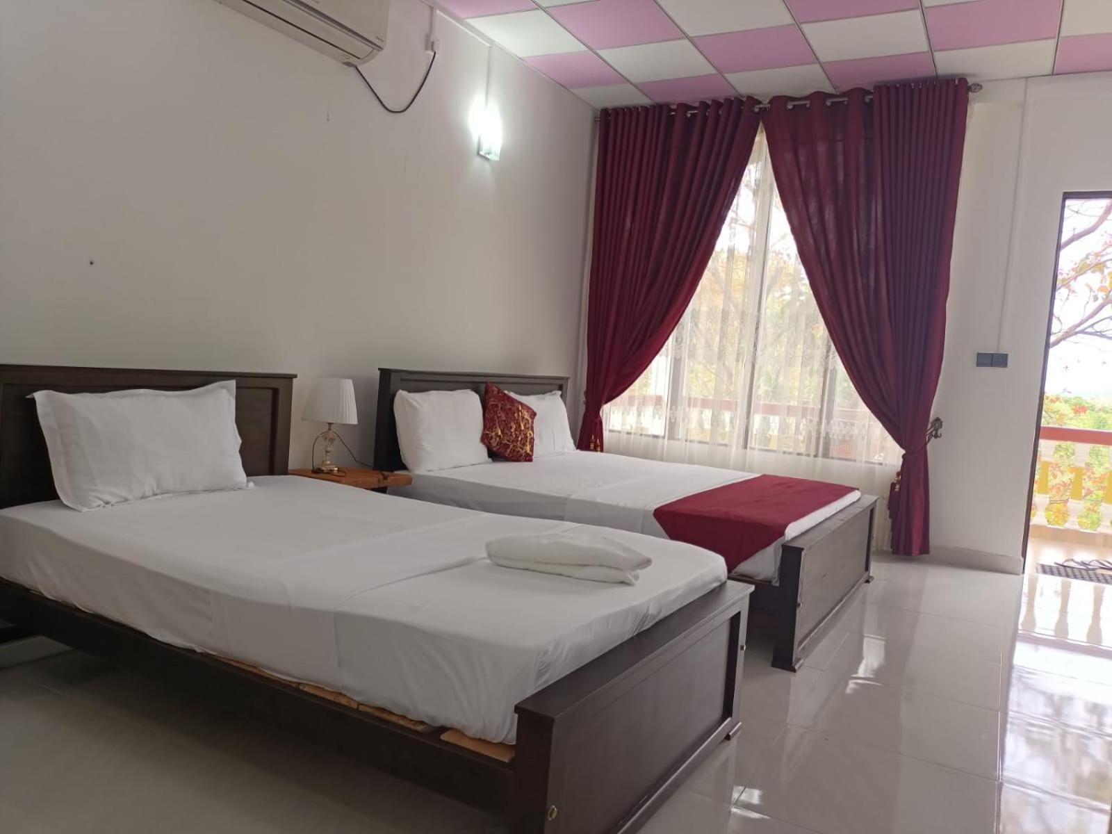 Spice Village Hotel & Restaurant Habarana Extérieur photo